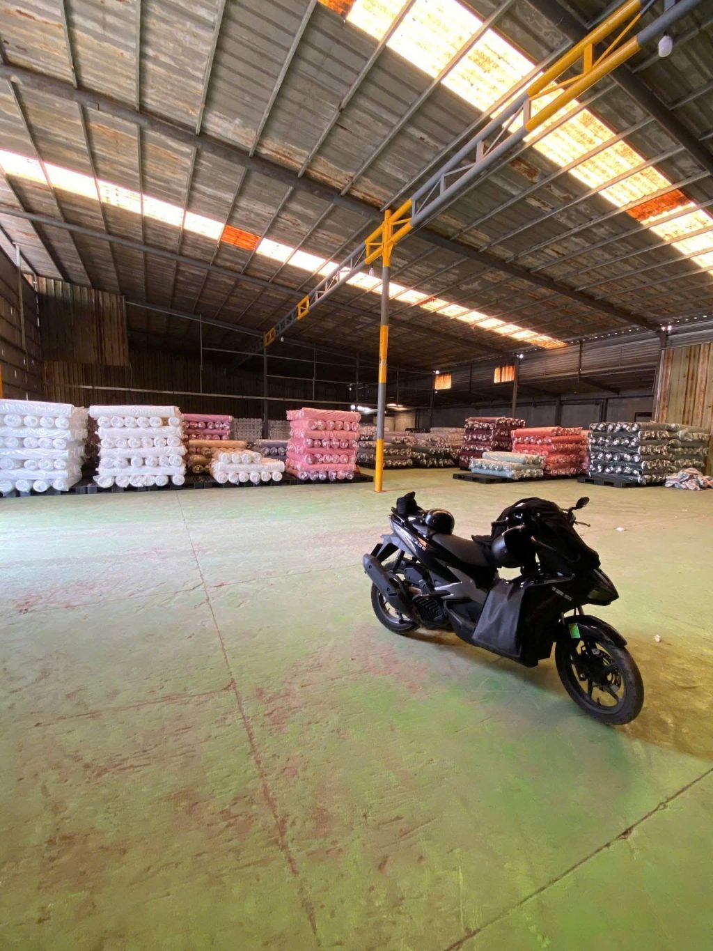 Vải Lụa 100D Trắng Mộc Giá Rẻ